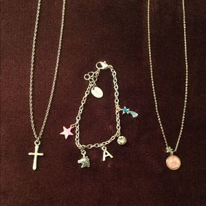 Costume jewelry necklace and bracelet